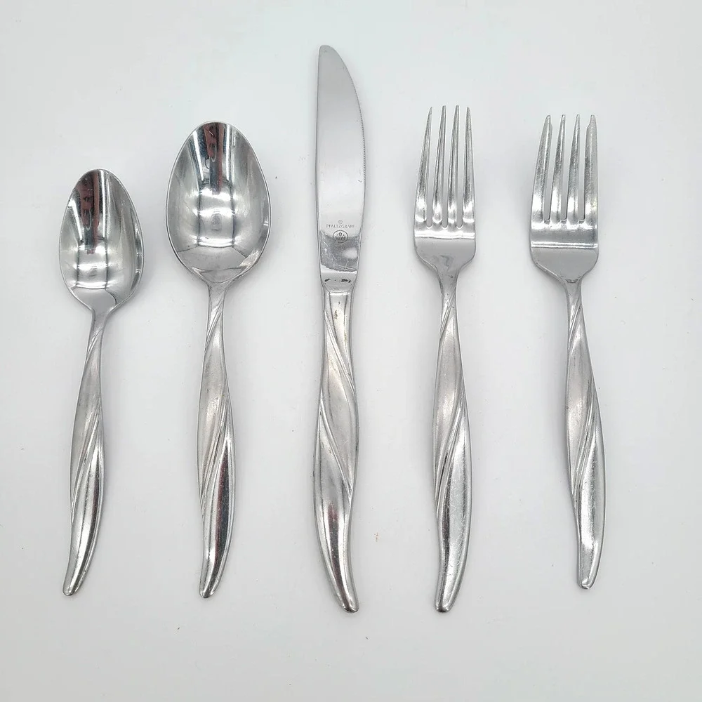Vintage Pfaltzgraff Flatware Silverware MELODY 20 Pieces 4 Settings China 18/0